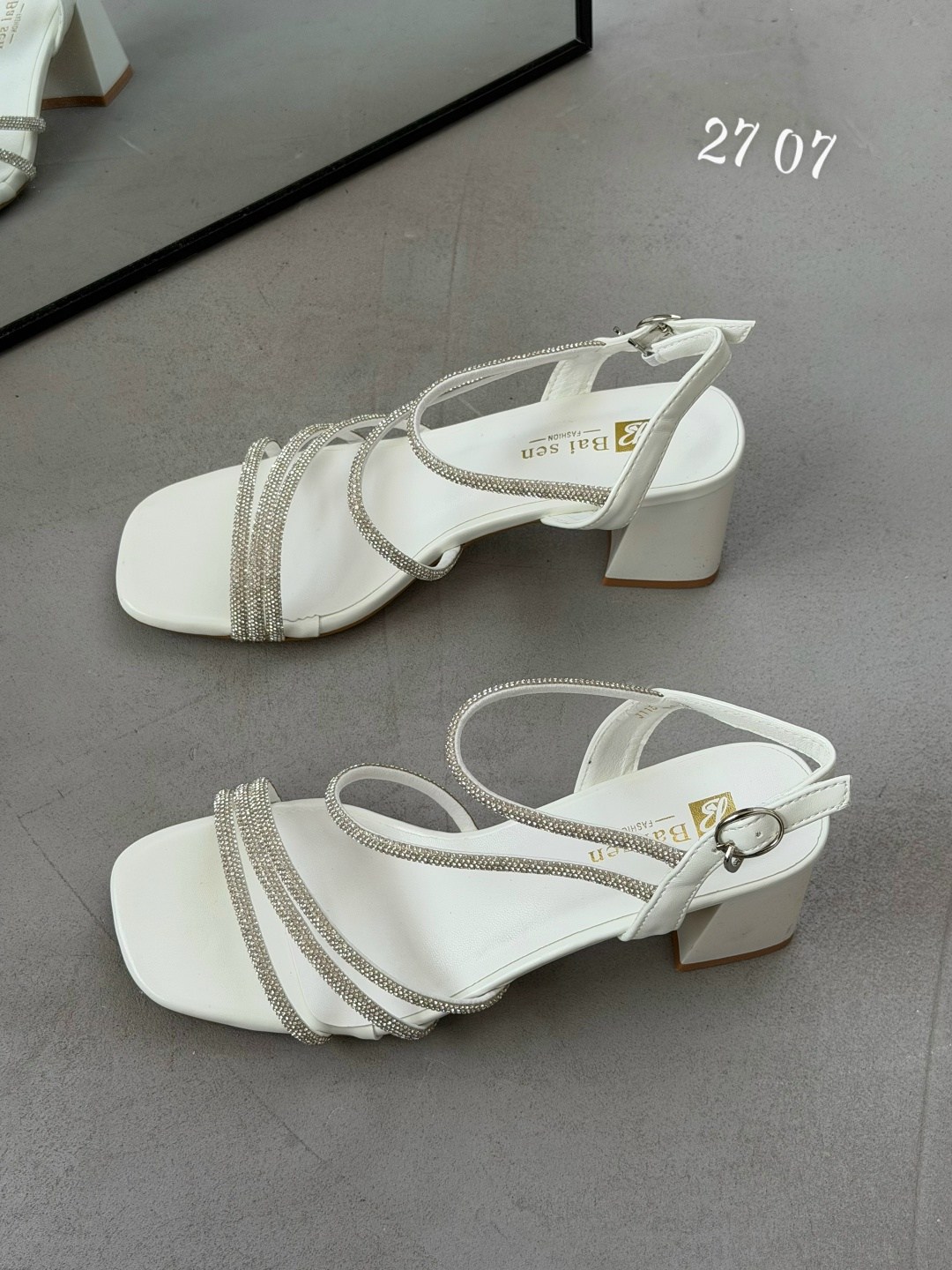 босоножки,женские босоножки,босоножки на каблуках,,босоножки модные