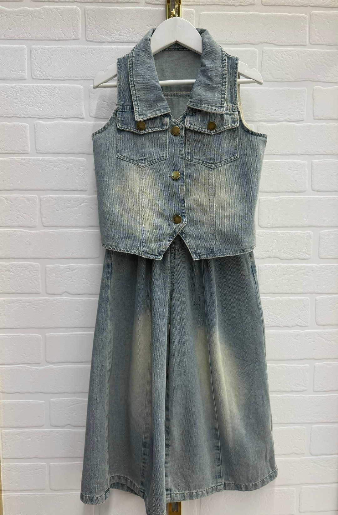 жилетка джинсовая,джинсовый жилет,джинсовая жилетка приталенная,жилет женский джинсовый,джинсовая жилетка остин