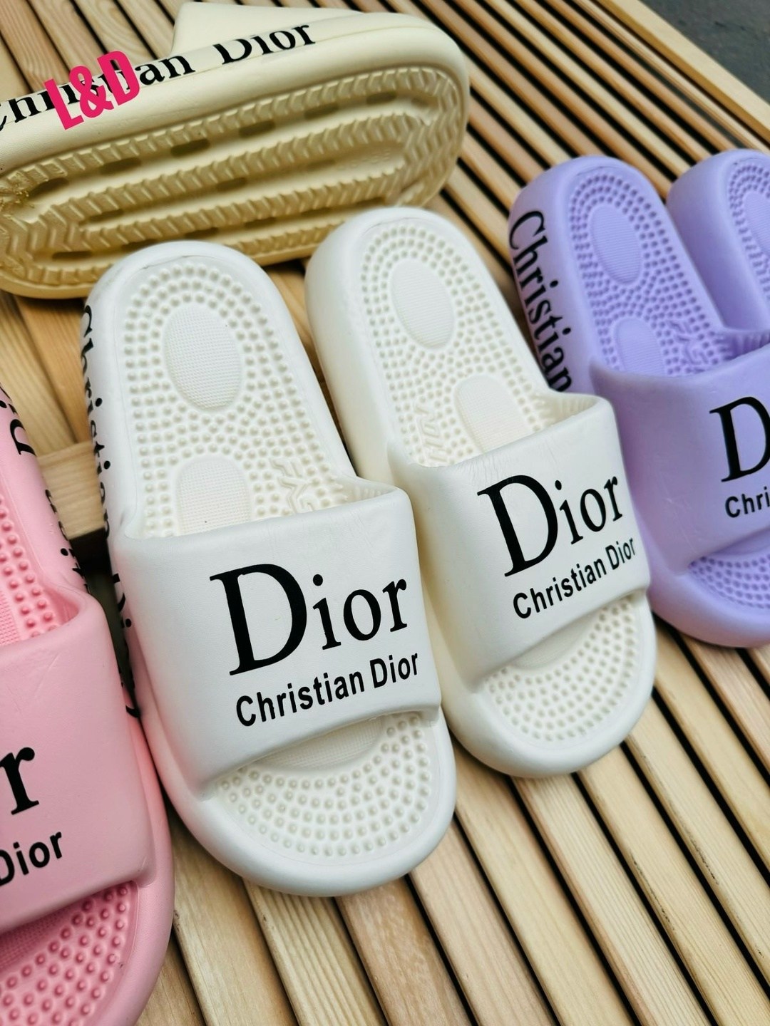 christian dior шлепанцы коллекция 2026,шлепанцы christian dior,шлепанцы кристиан диор,тапочки dior,шлепки диор