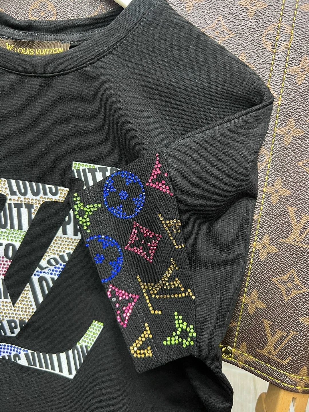 футболки женские мужские,футболка louis vuitton,майка луи виттон мужская,мужская одежда трико и футболка луи виттон,футболки мужские