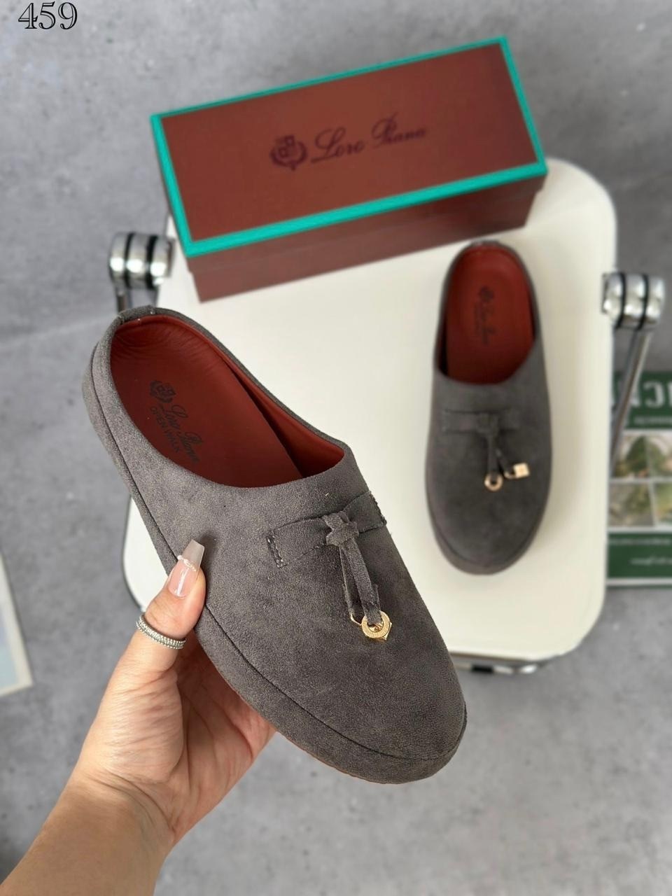 loro piana лоферы женские замшевые,лоферы женские loro piana,loro piana мюли,замшевые мюли,