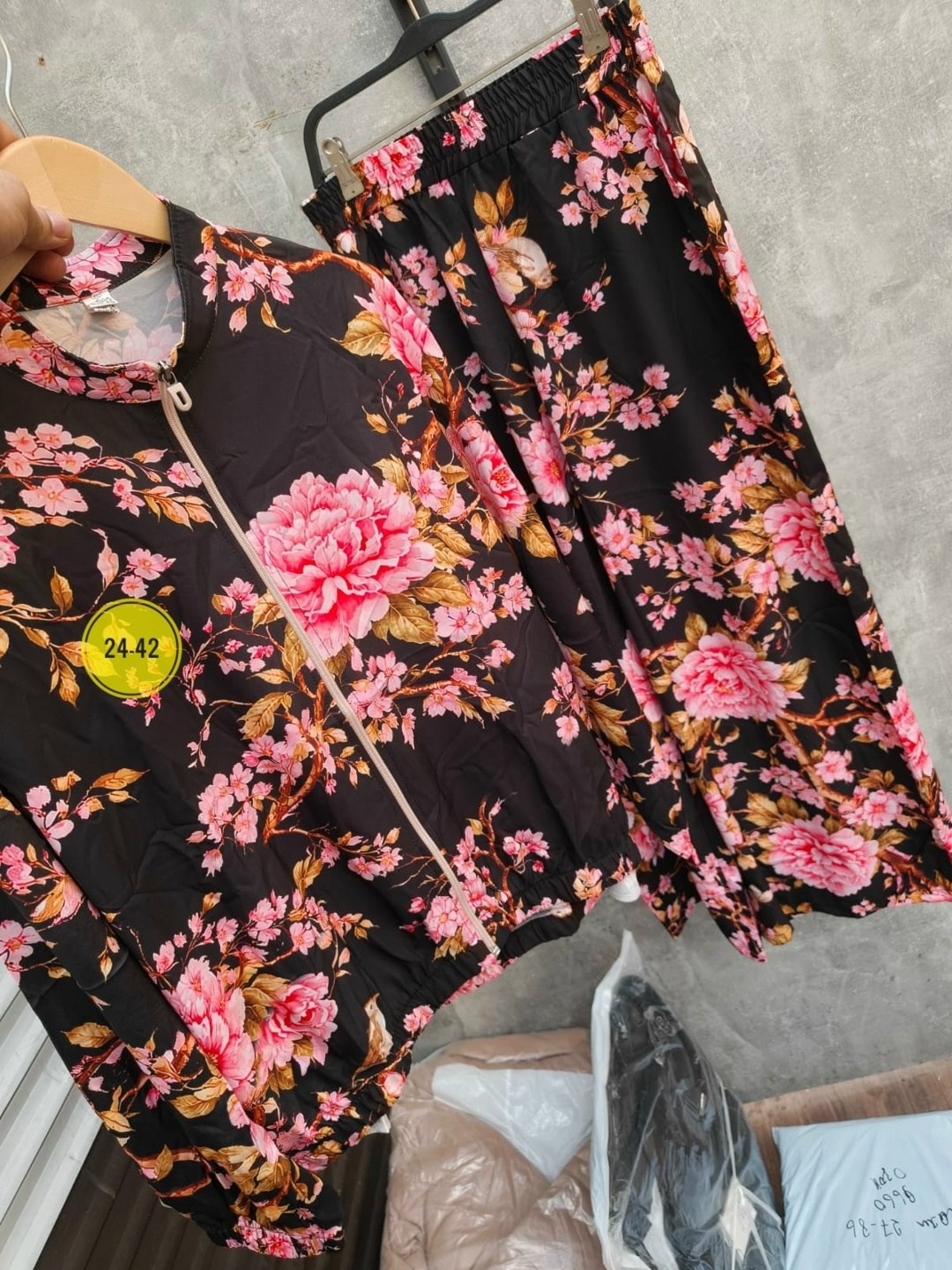 брючный костюм,женский костюм,костюм с брюками,летние костюмы,шелковый костюм