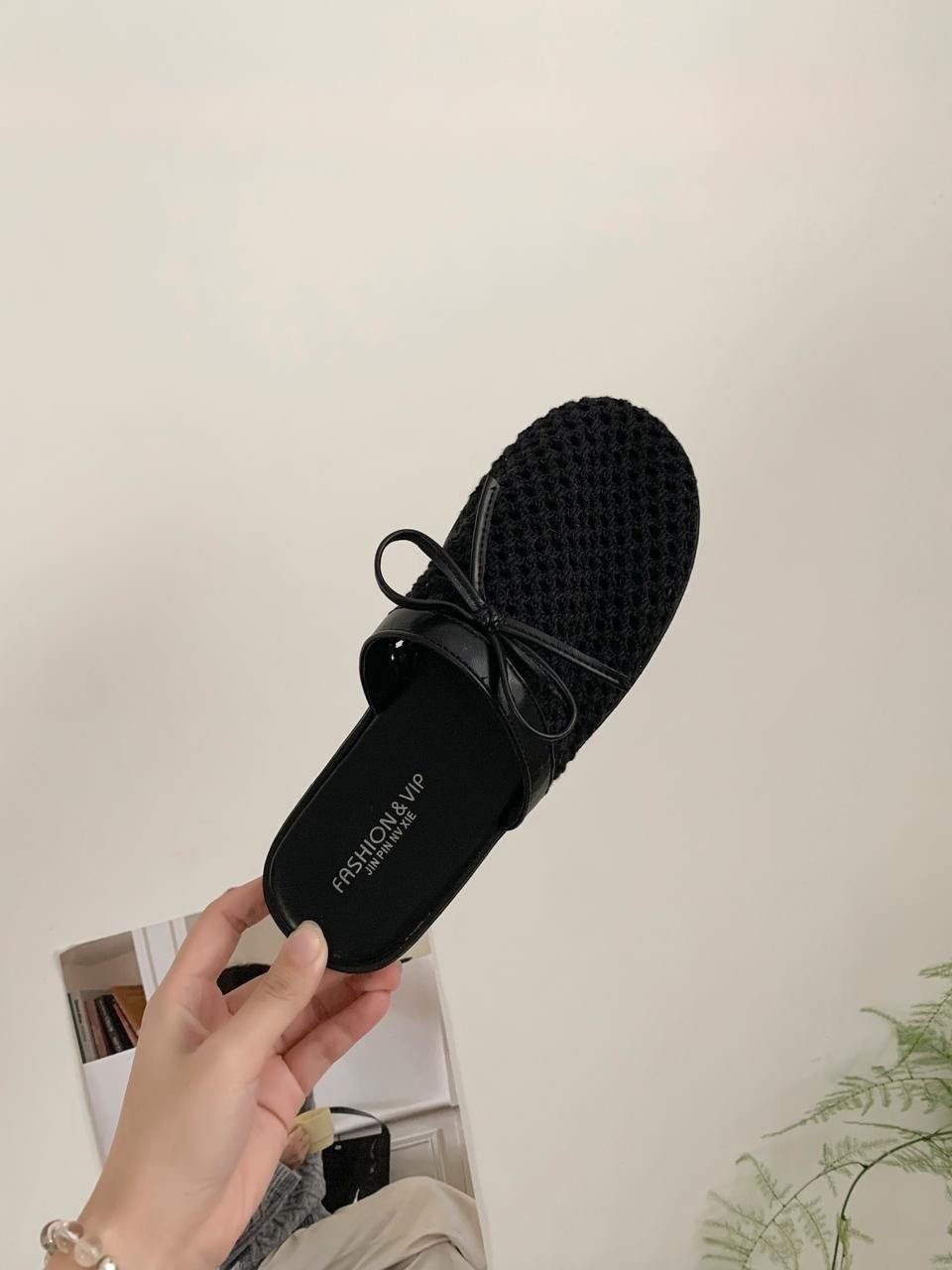 ,женские шлепанцы,модные шлепанцы,тапочки женские летние,босоножки плетеные