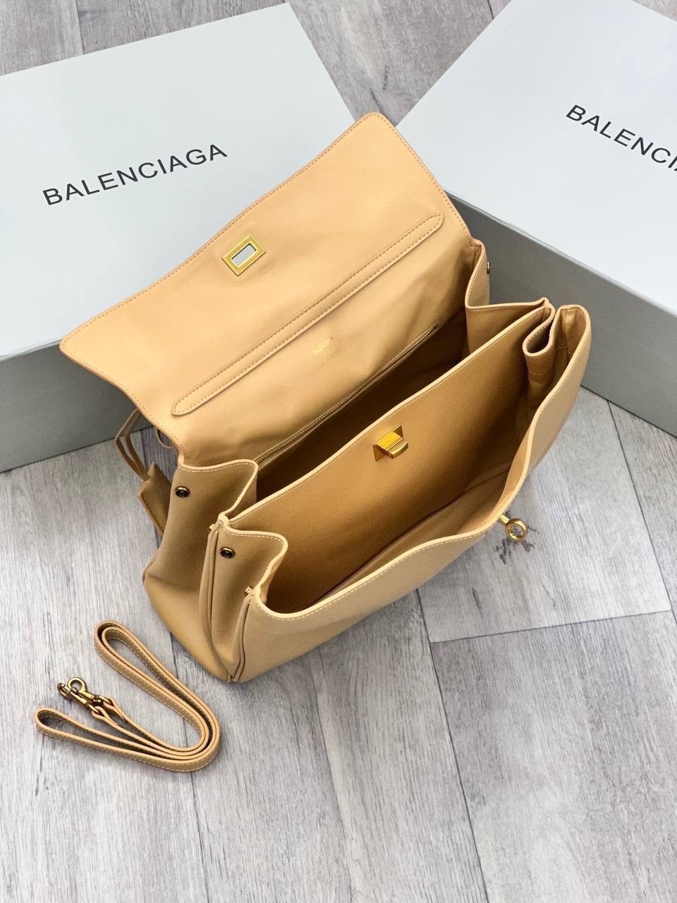 сумка balenciaga,сумка balenciaga натуральная кожа 35-24 см,сумка,сумка женская balenciaga,сумка женская