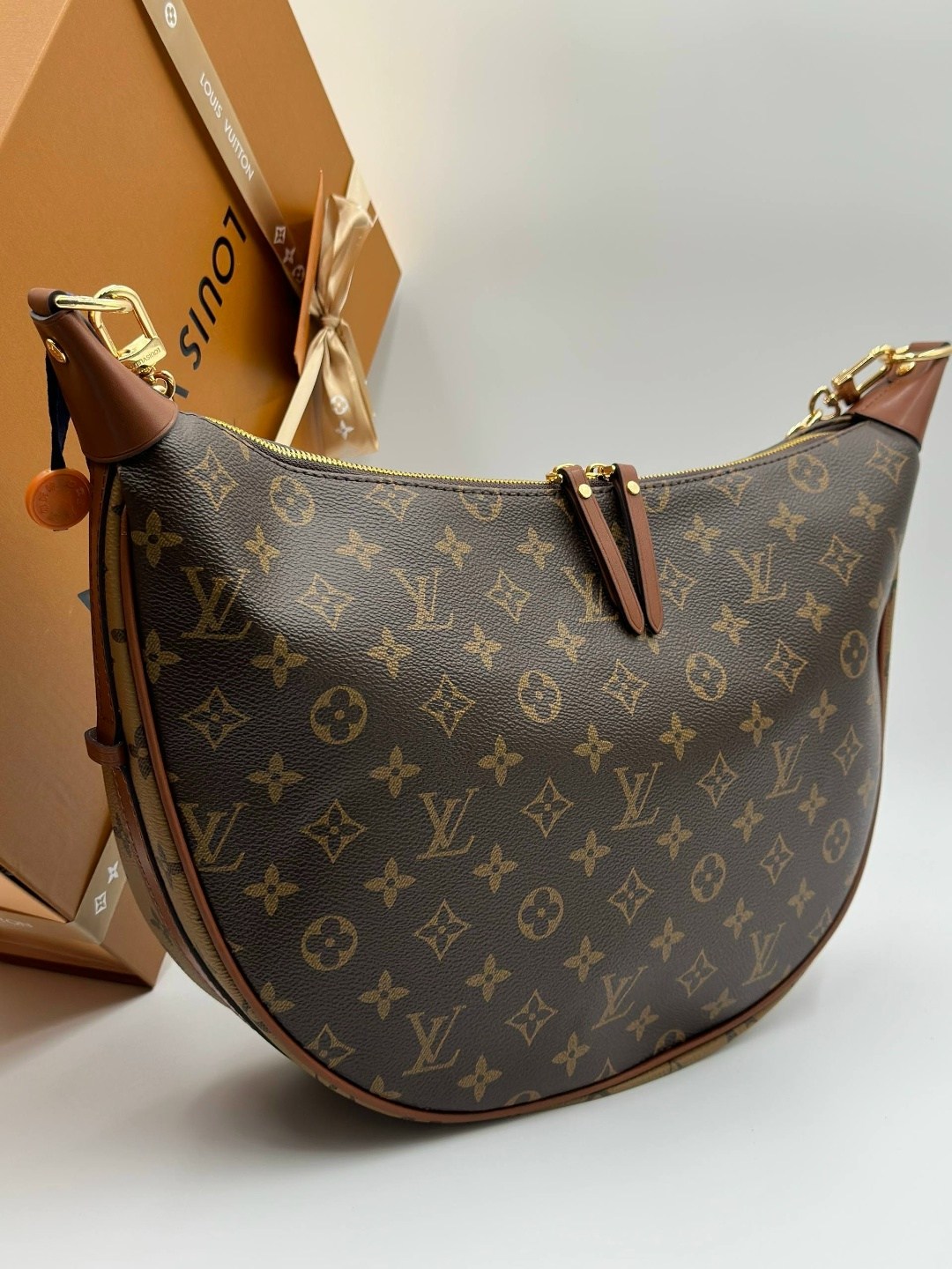 сумка louis vuitton женская,louis vuitton сумка на плечо,cумка louis vuitton,сумки луи виттон,сумка через плечо с монограммой louis vuitton carryall