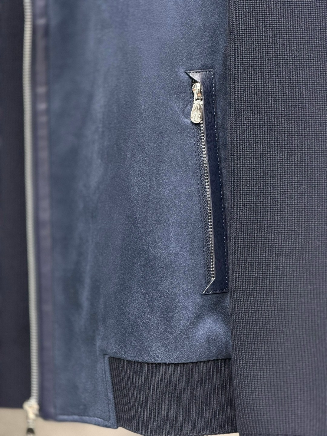 замшевая куртка,замшевая мужская куртка,кожаная куртка,замшевая куртка tom ford,куртка из натуральной замши