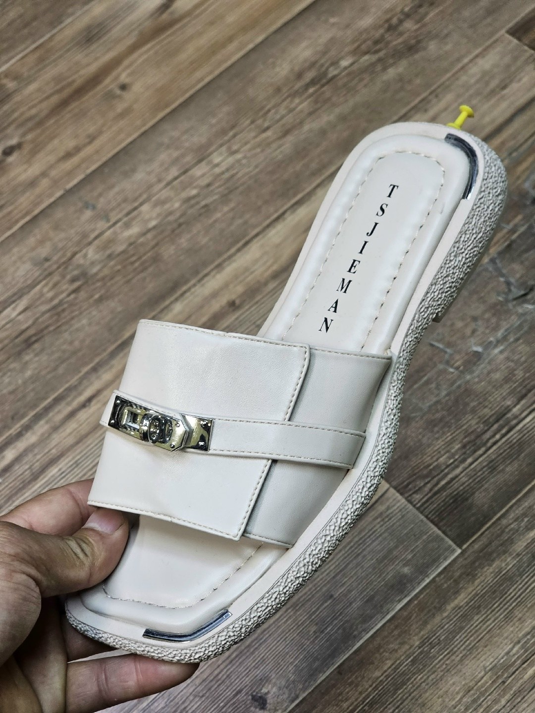 ,сабо женские,шлепанцы женские,эконика сабо женские,белые шлепанцы