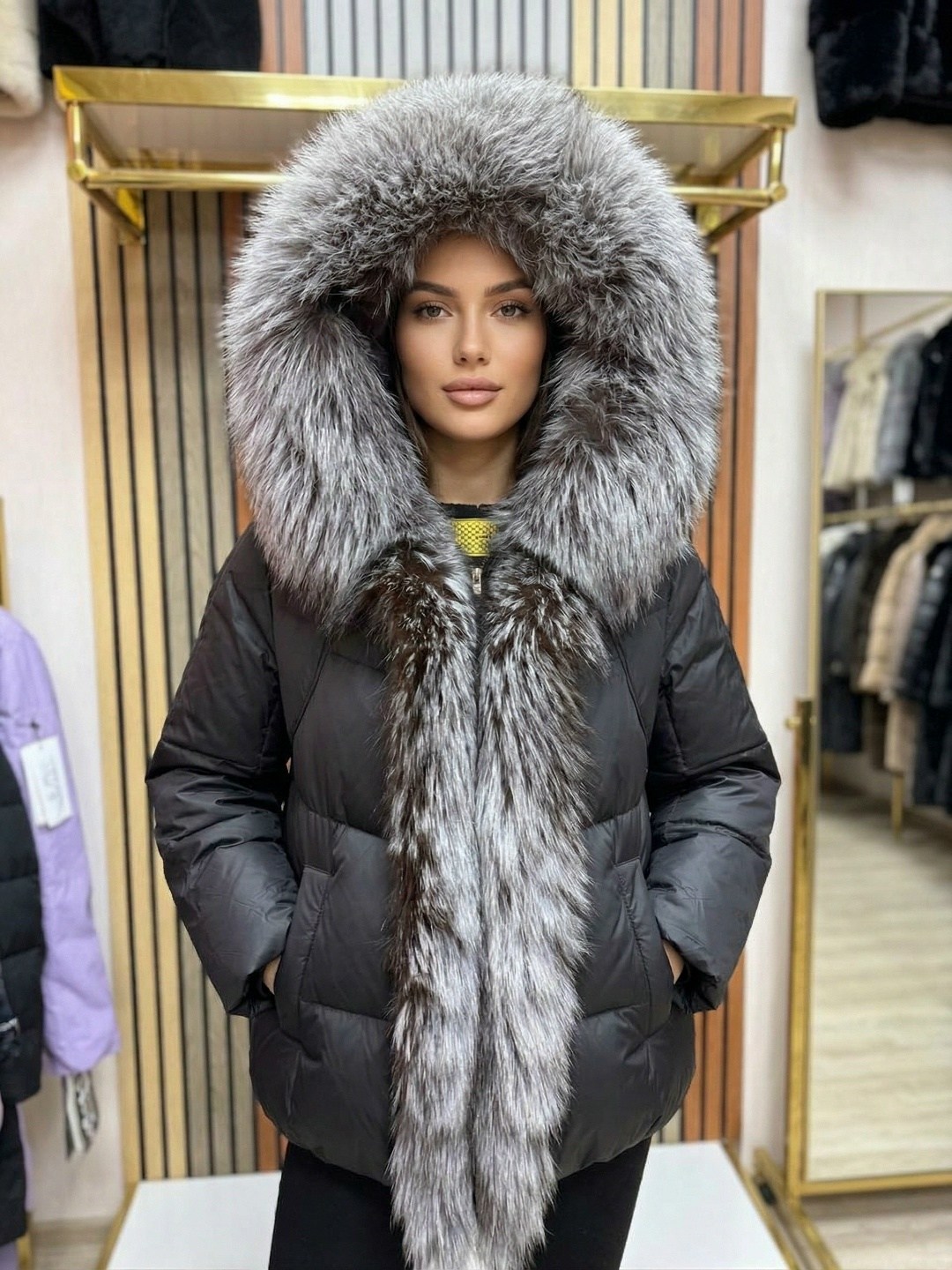 куртка - пуховик с мехом чернобурки city furs,пуховик с натуральным мехом,пуховик женский,пуховик зимний женский,пуховик с мехом чернобурки oversize фиолетовый