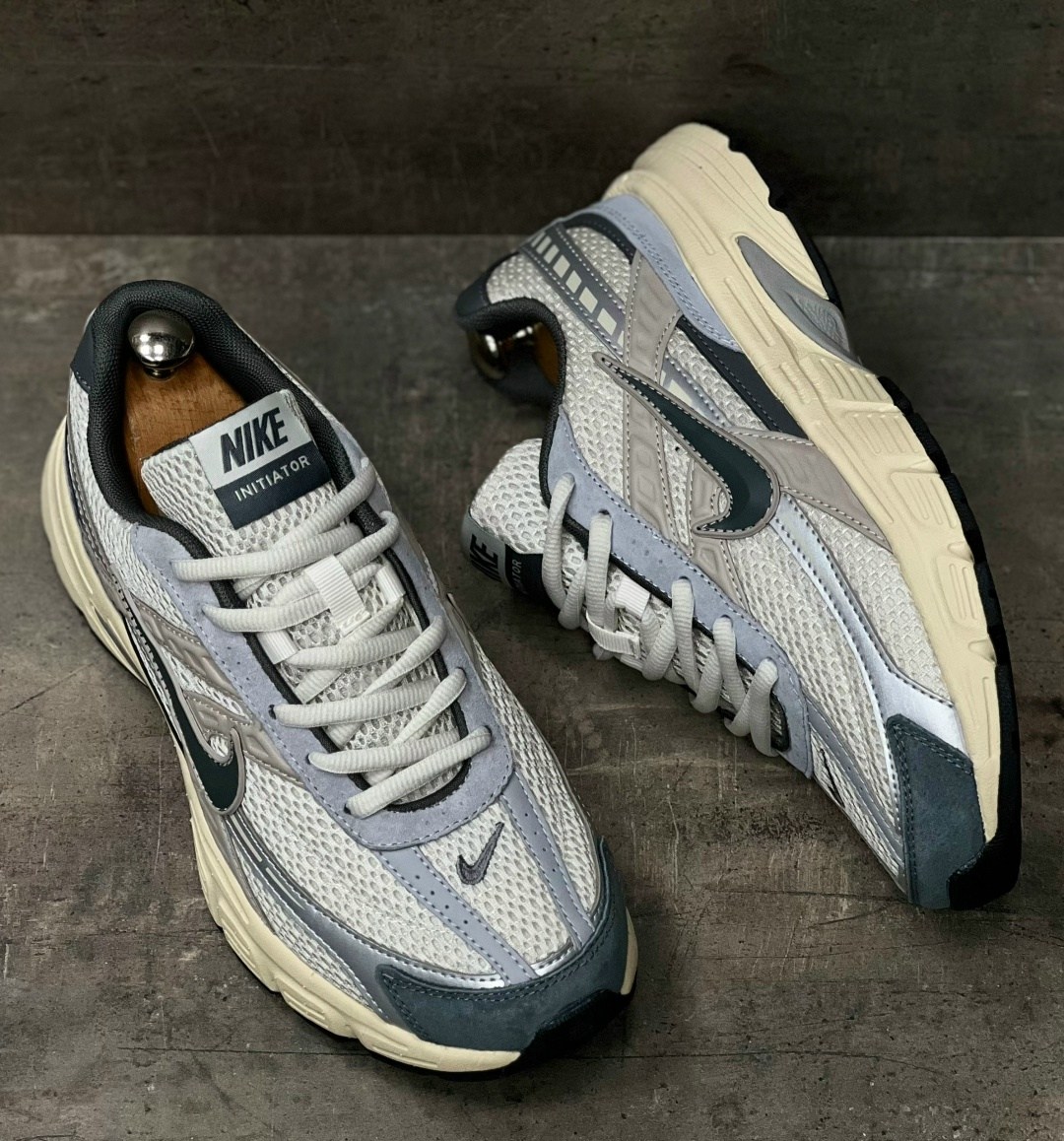 кроссовки nike initiator,кроссовки nike,nike initiator кроссовки мужчины,,кроссовки nike initiator цвет серый