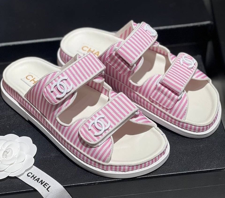 сандалии chanel,босоножки chanel,шанель босоножки,шлепанцы chanel,босоножки шанель на липучках