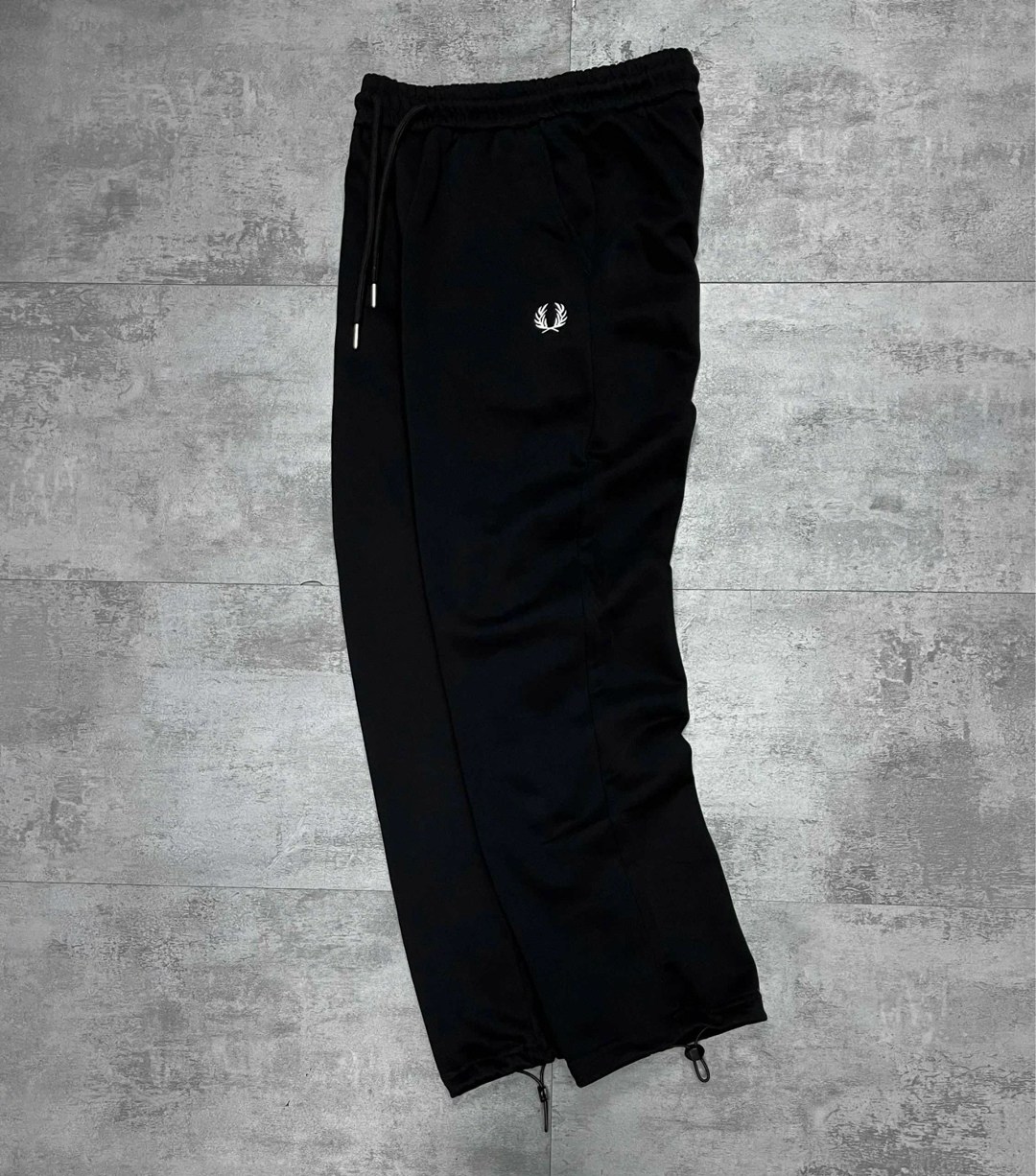 мужские спортивные брюки,брюки спортивные,брюки спортивные fred perry,спортивные штаны,брюки fred perry