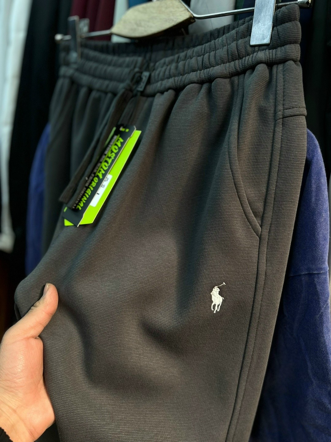 спортивные штаны,спортивные брюки,одежда штаны,брюки мужские,брюки штаны