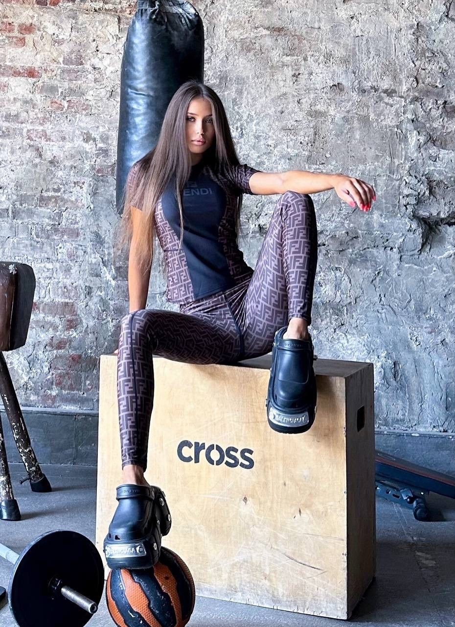 костюм для фитнеса,леггинсы спортивные,спортивные костюмы,одежда для фитнеса,костюмчик