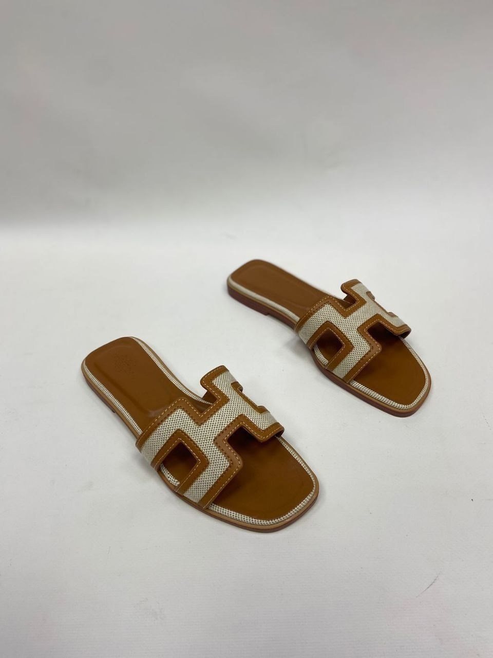 шлепки эрмес,шлепки hermes женские,шлепки хермес оран,шлепки hermes,hermes шлепанцы