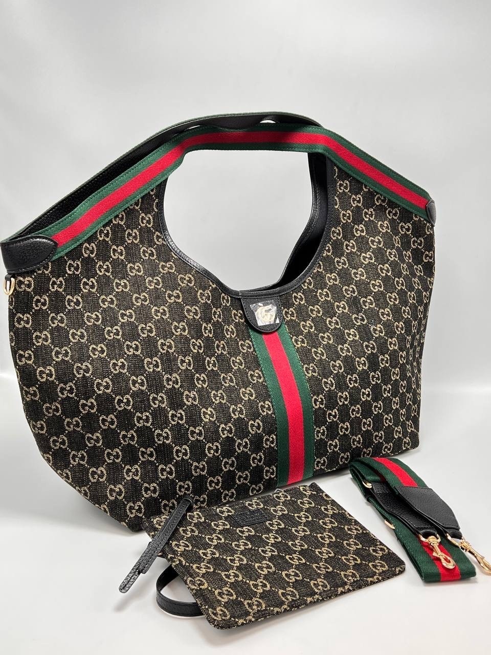 сумка gucci,gucci сумка на плечо,женская сумка gucci,сумки гуччи женские,сумка гуччи большая