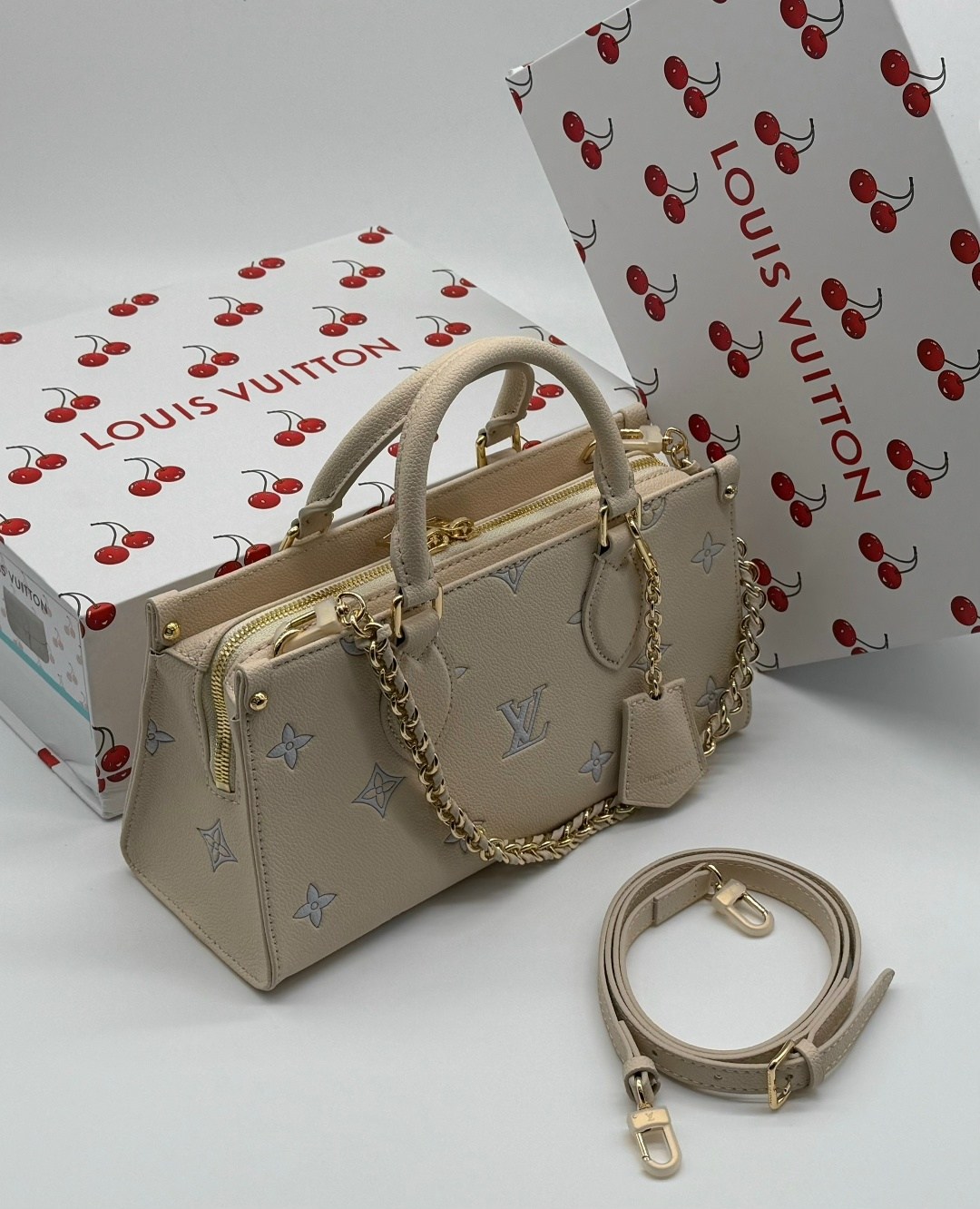 сумка женская louis vuitton,сумка на плечо louis vuitton,сумки луи виттон,сумка louis vuitton,модные сумки луи витон прада диор