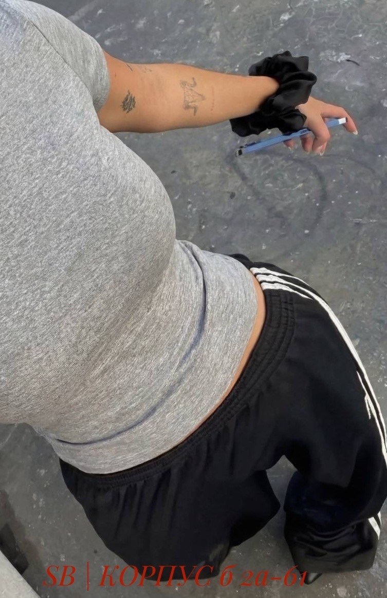 футболки женская,облегающая футболка,облегающая футболка женская,базовая женская футболка,женские топы