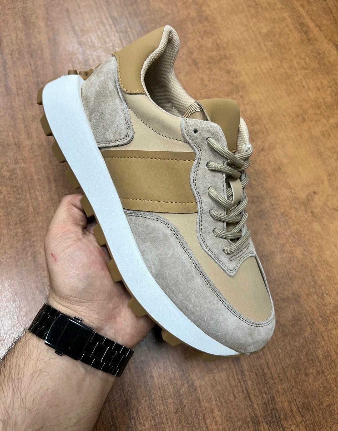 ,женские кроссовки,бежевые кроссовки,кроссовки замш,кроссовки