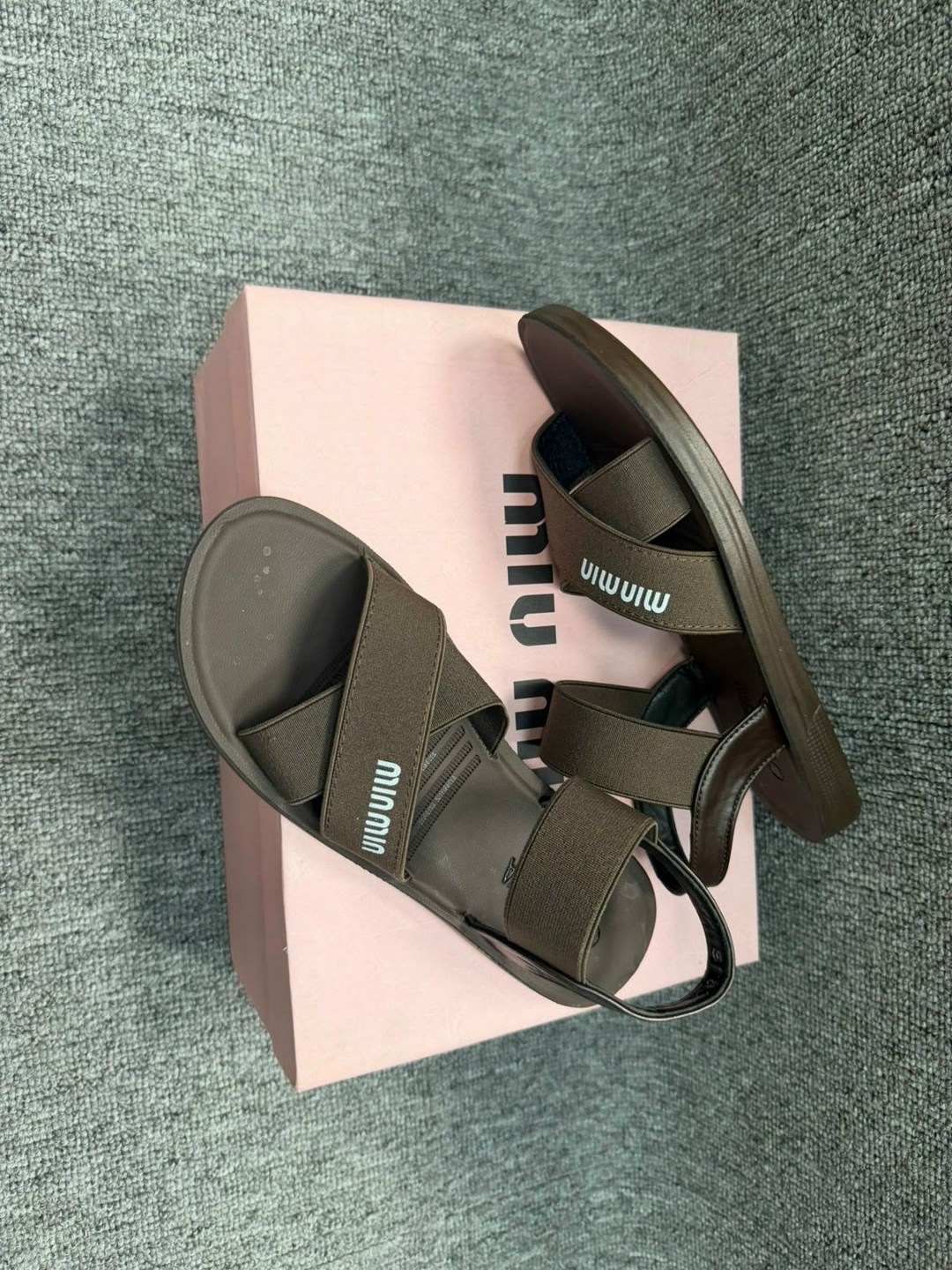 сандалии босоножки,девушка,сандалии,женщина,босоножки на плоской подошве