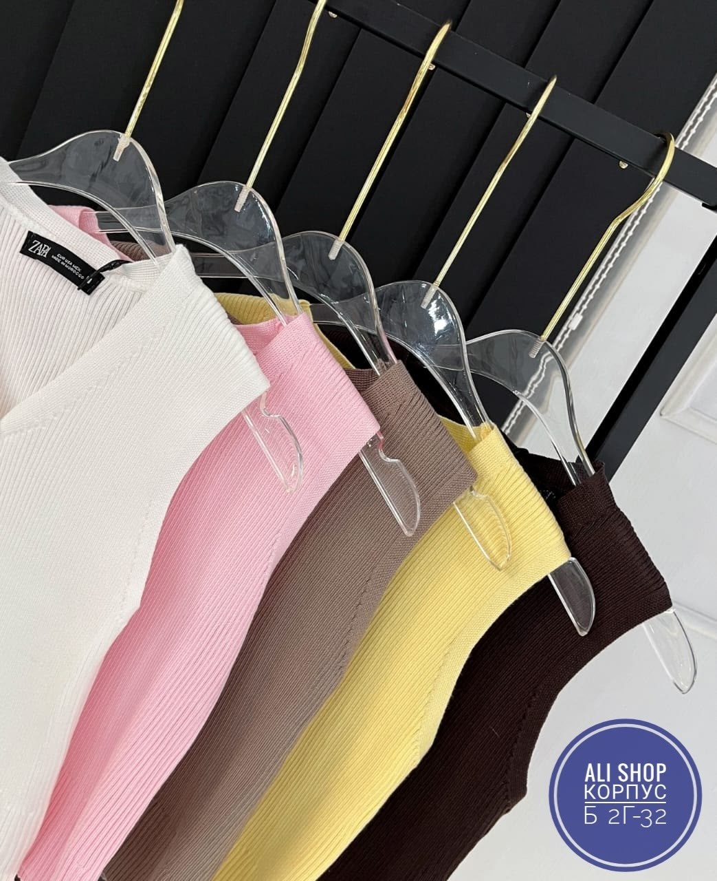 жилетка вязаная,жилетка женская,вязаные жилеты,трикотажный жилет,женский жилет