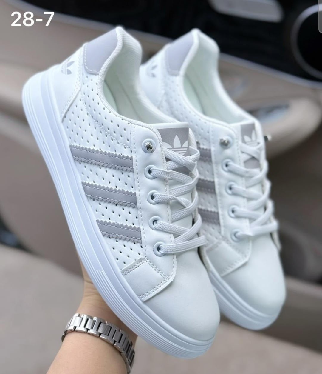 ,кроссовки женскиe,женские кроссовки adidas,кроссовки адидас женские золотые,кросовки женские