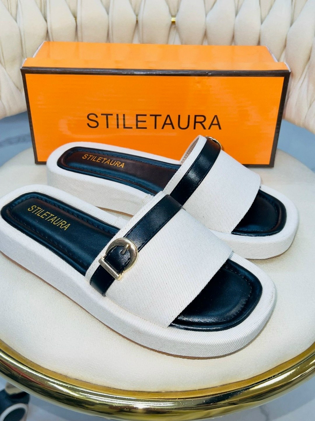 шлёпки женские прада,женские шлепанцы prada,женские шлепанцы,тапочки женские prada,женские шлепки