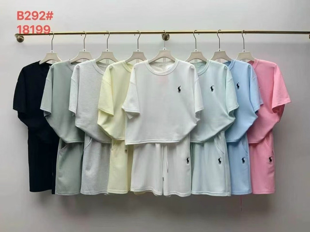 стильные костюмы,женские костюмы,спортивные костюмы женские,спорт костюм,костюм женский белый