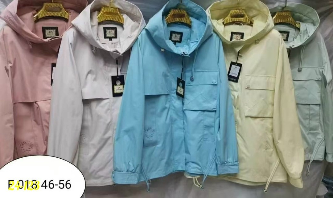 ветровка женская,ветровка с капюшоном удлиненная,женская куртка,легкая куртка,ветровка