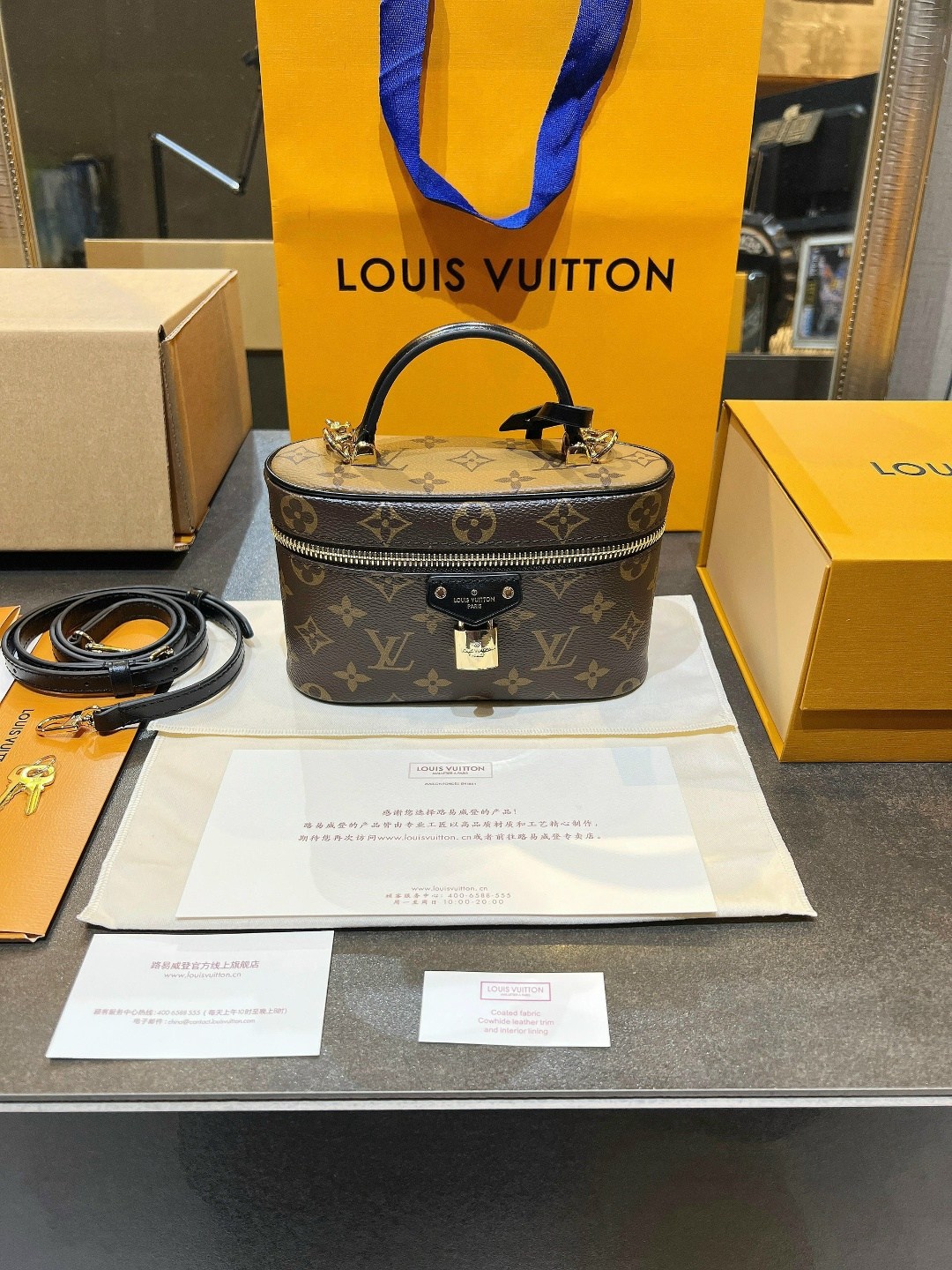 louis vuitton косметичка,сумка louis vuitton,сумка женская louis vuitton,сумка луи виттон vanity,louis vuitton косметичка louis vuitton