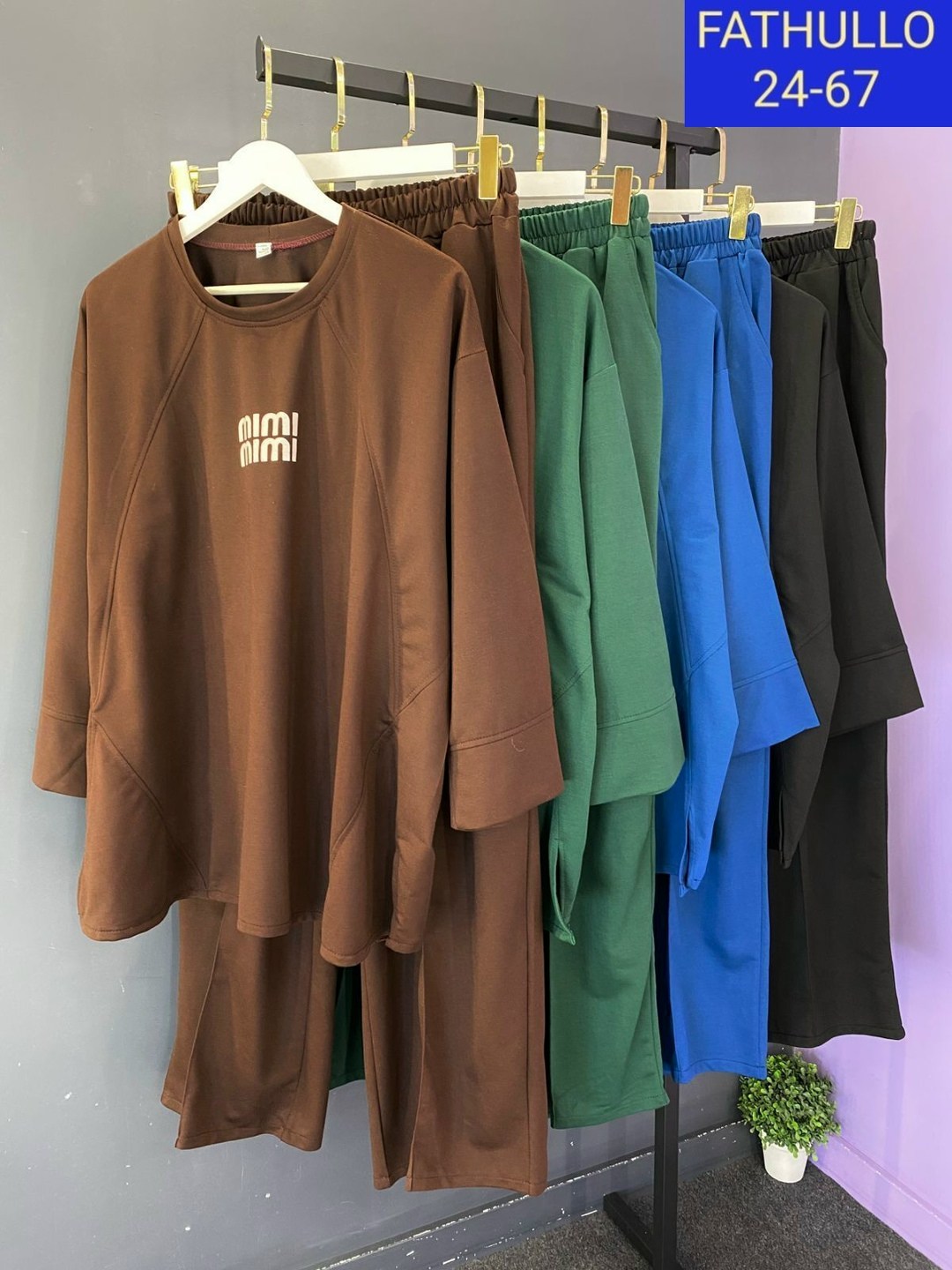 женский спортивный костюм больших размеров,женский брючный костюм 64 размера,женские костюмы,трикотажный брючный костюм,женские костюмы больших размеров