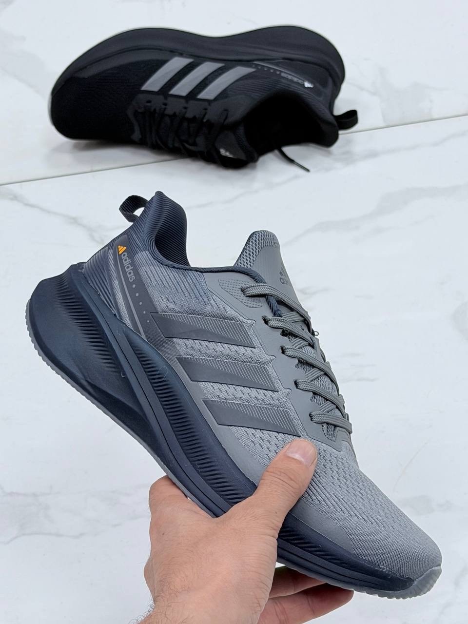 кроссовки adidas,кроссовки мужские adidas,кроссовки для бега,кроссовки,кроссовки мужские женские adidas