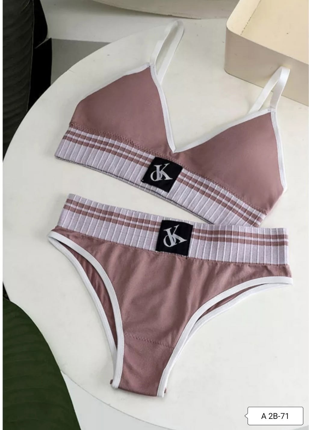 комплект белья женский,женский комплект нижнего белье,комплект нижнего белья,комплекты белье,нижнее белье комплект спортивное