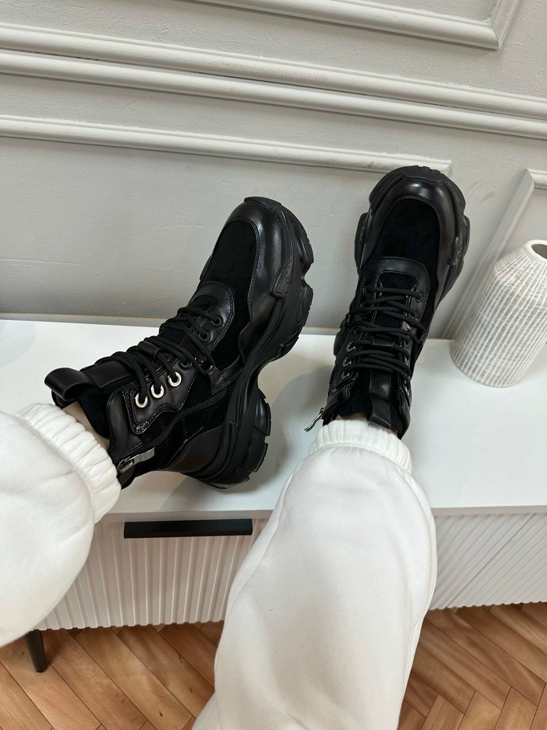 ,ботинки женские,кроссовки женскиe, женская,черные кроссовки