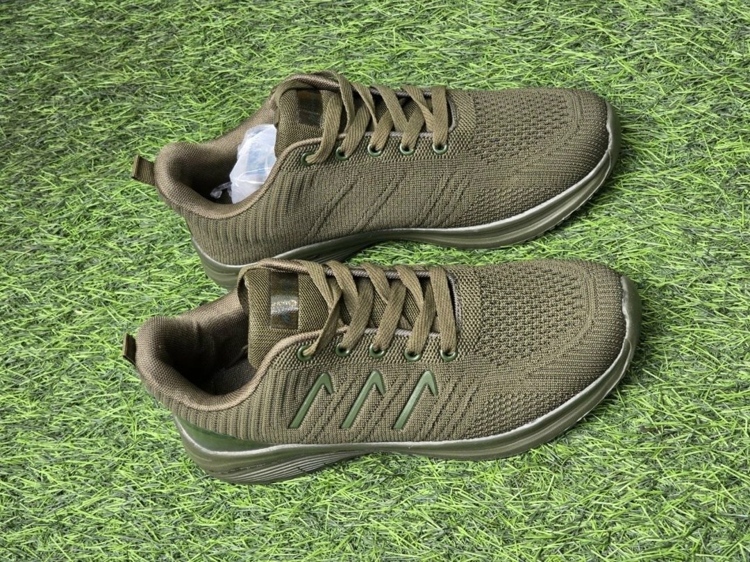 кроссовки,черные кроссовки, спортивная,мужские кроссовки,кроссовка мужской