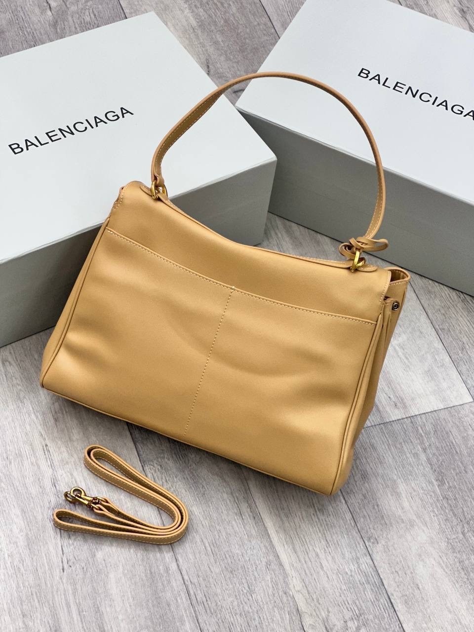 сумка balenciaga,сумка balenciaga натуральная кожа 35-24 см,сумка,сумка женская balenciaga,сумка женская