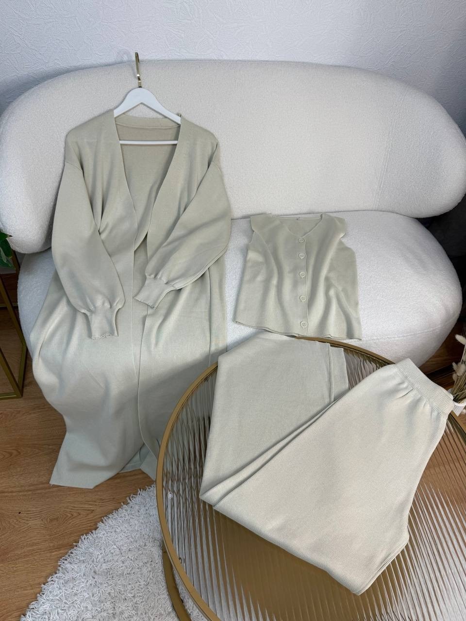 стильные костюмы,белый брючный костюм,костюм белый,летние брючные костюмы,женские костюмы