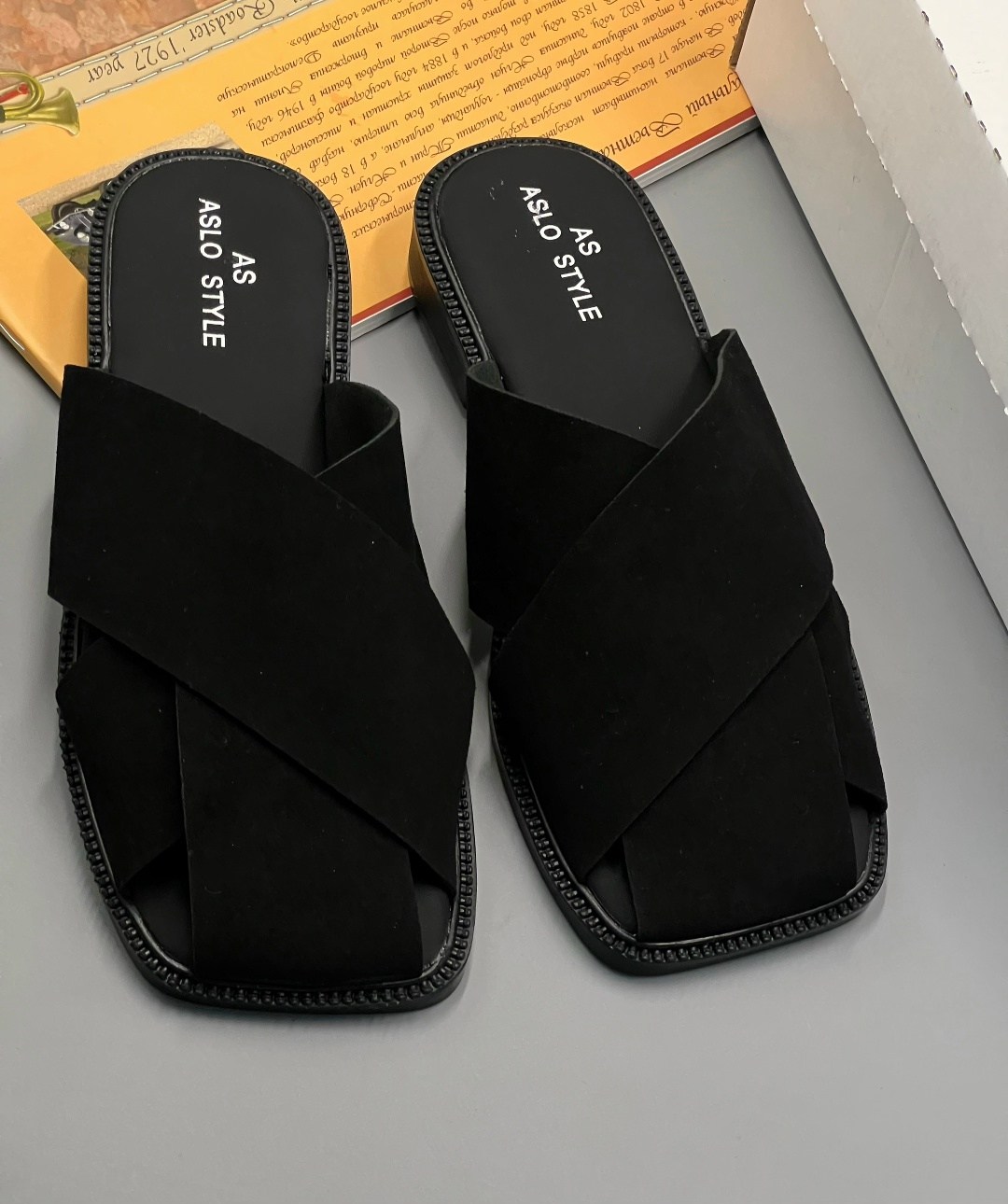 ,мужские шлепанцы,шлепанцы женские,сандалии,сандалии мужские