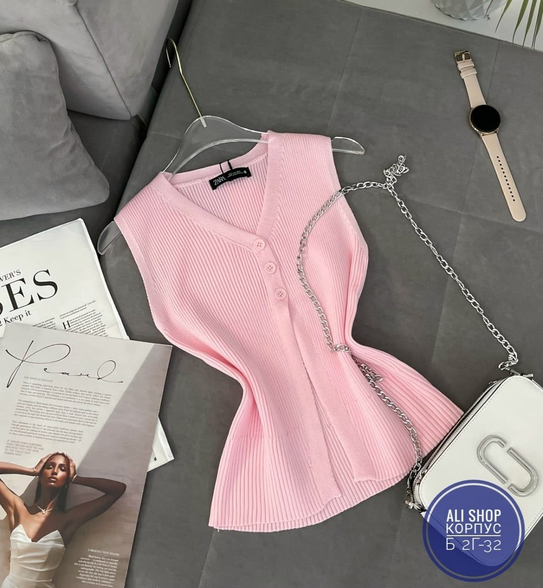 жилетка вязаная,жилетка женская,вязаные жилеты,трикотажный жилет,женский жилет