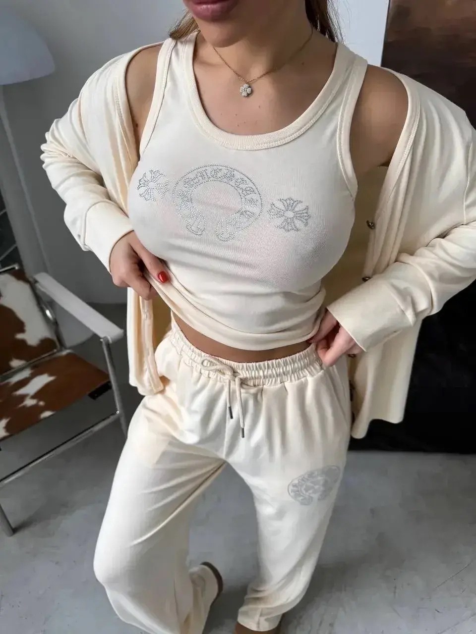 стильные костюмы,женский костюм,спортивные костюмы женские,костюм двойка,костюм белый