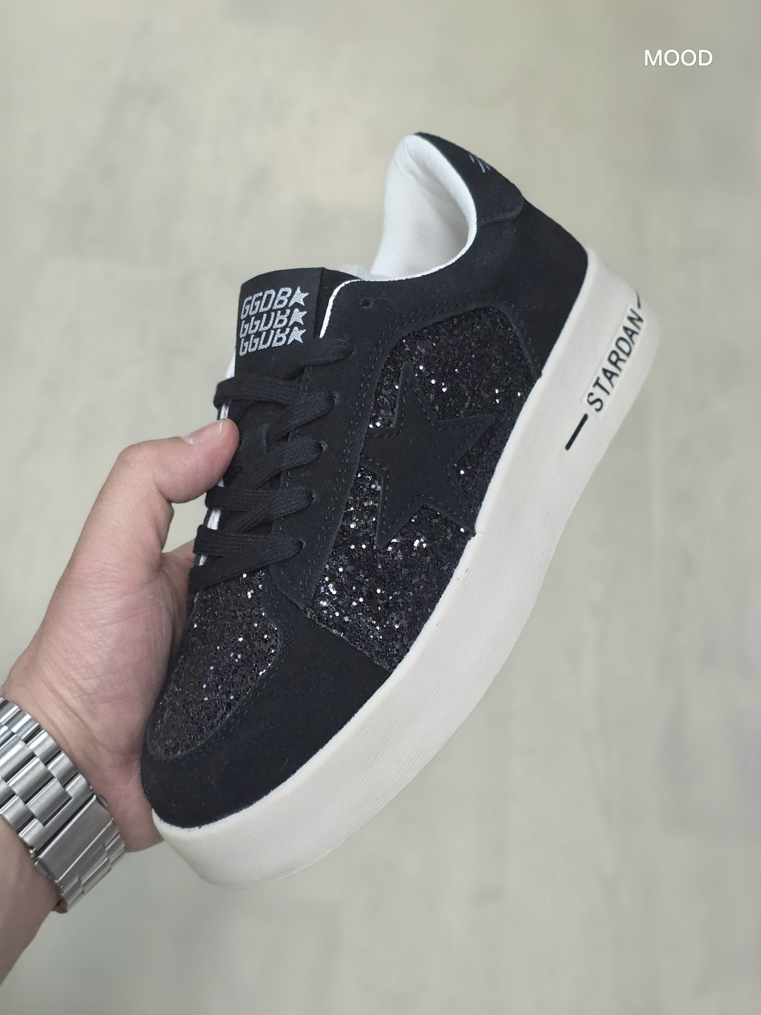 ,кроссовки golden goose с пайетками на платформе,голден гус кеды, женская,golden goose кеды glitter