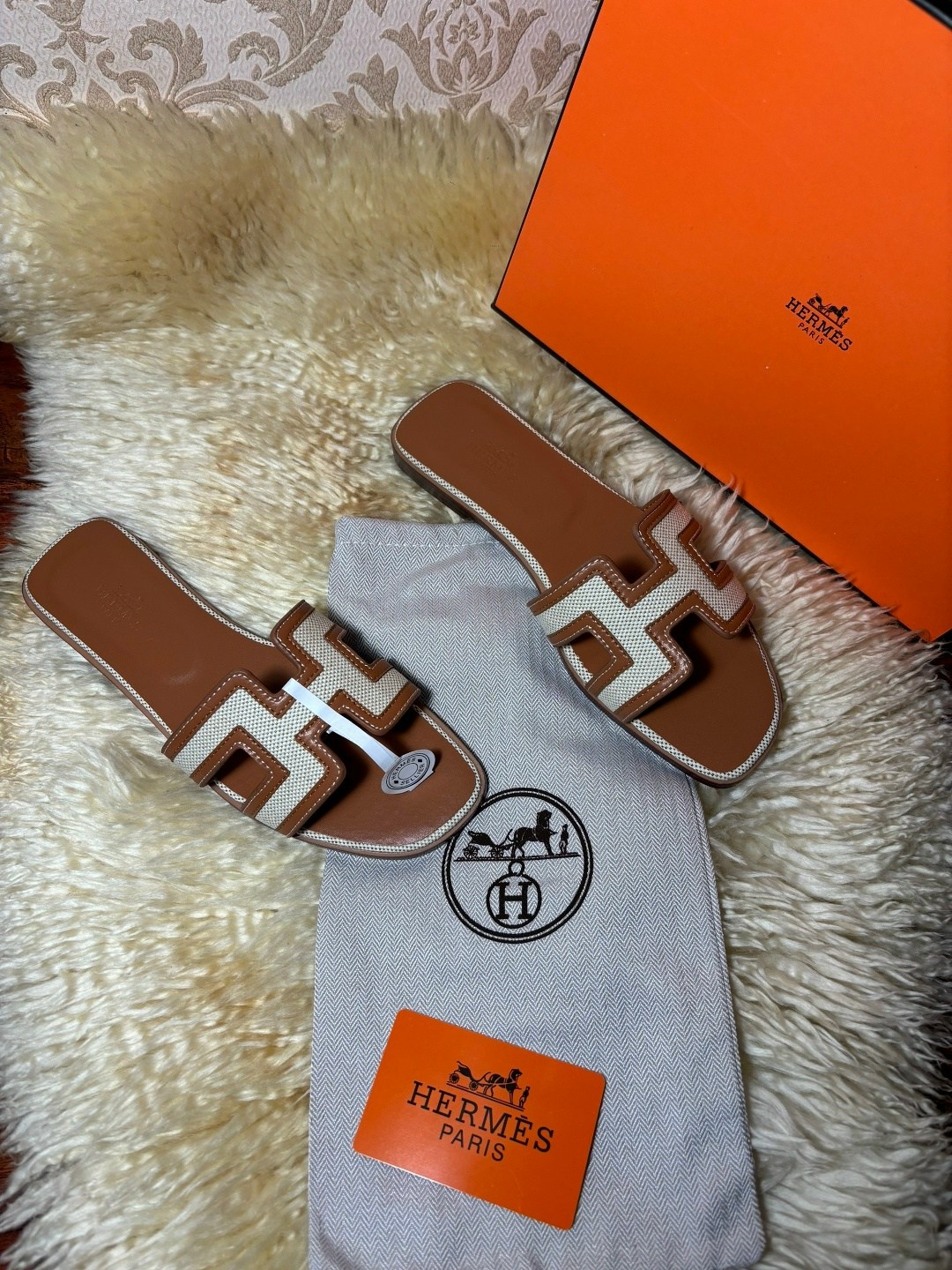 шлепки хермес оран оригинал,шлепанцы hermes,тапочки hermes,шлепанцы эрмес,шлепки хермес оран