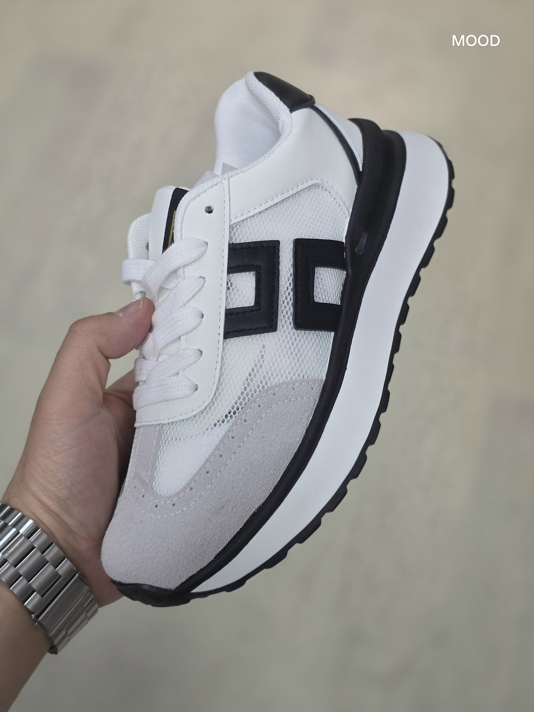 кроссовки женскиe,кроссовки hogan,,кроссовки мужские женские,кроссовки модные