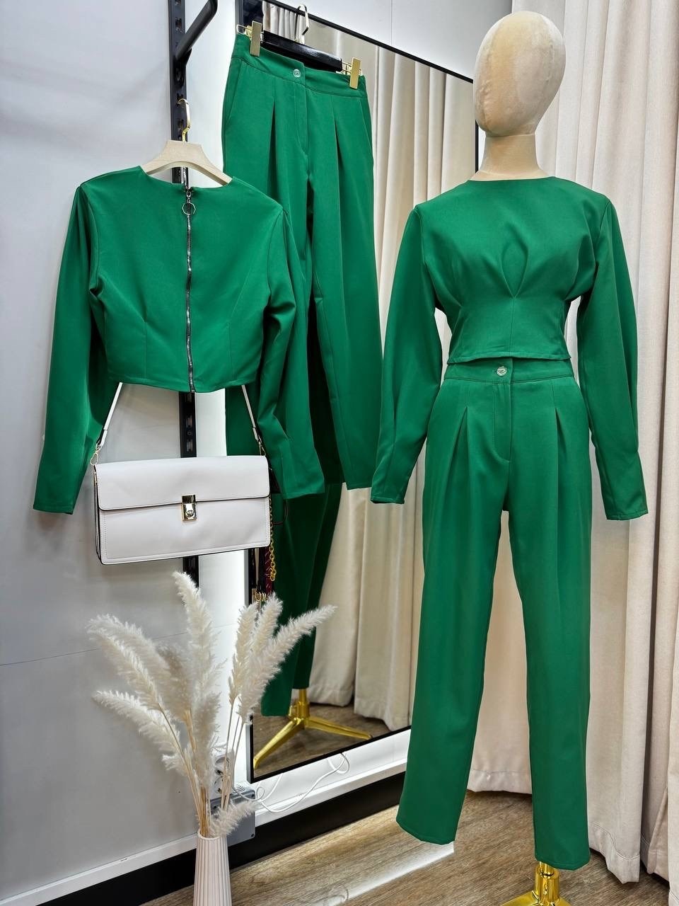 брючный костюм,женские брючные костюмы,стильные костюмы,темно зеленый костюм,костюм с брюками