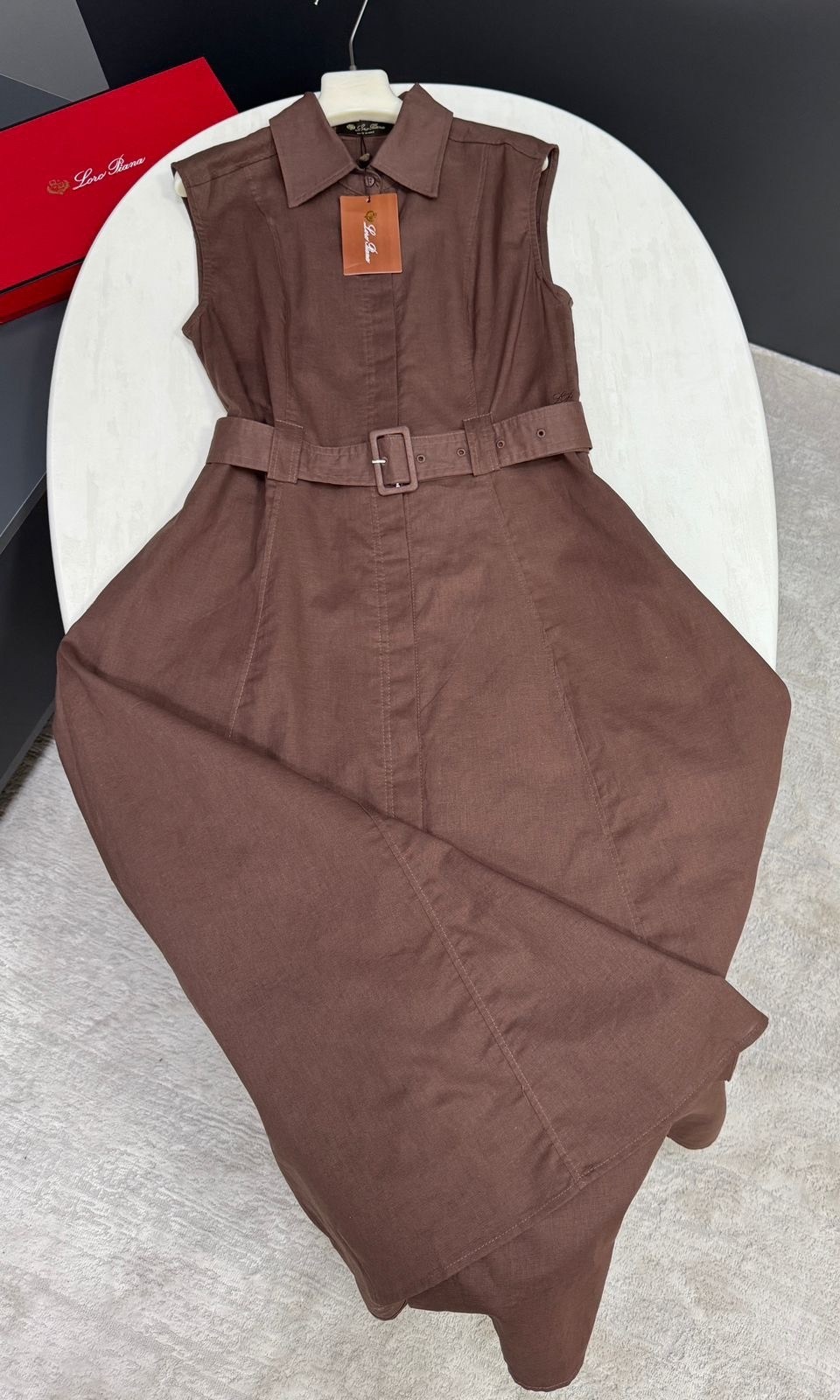 удлиненное платье,стильные платья,коричневое платье,платье идеальное,платье женской