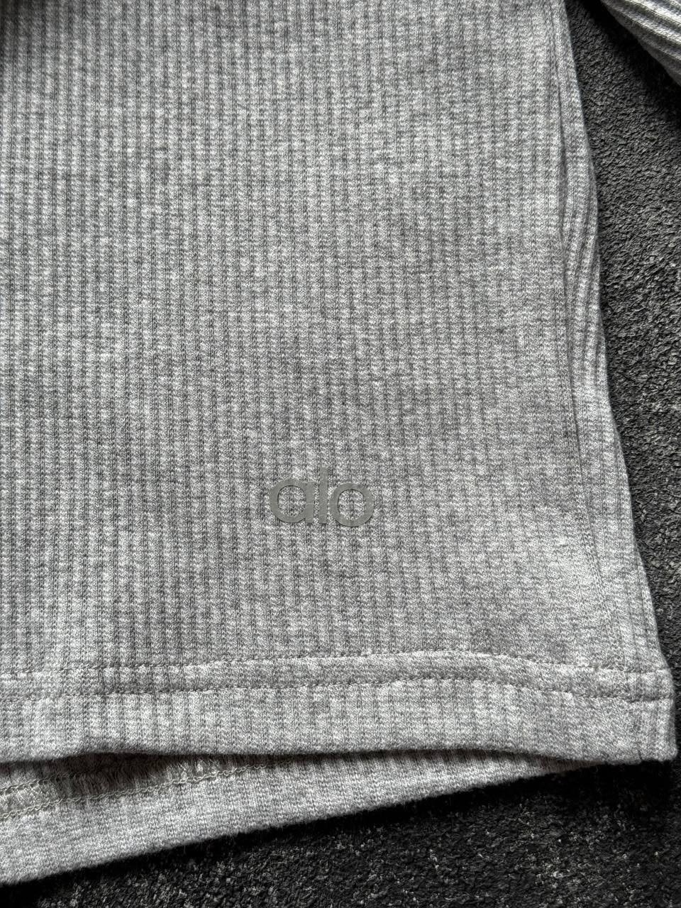 костюм спортивный с шортами и топ,женский спортивный комплект,трикотажный костюм с шортами,комплект спортивной одежды,трикотажные костюмы