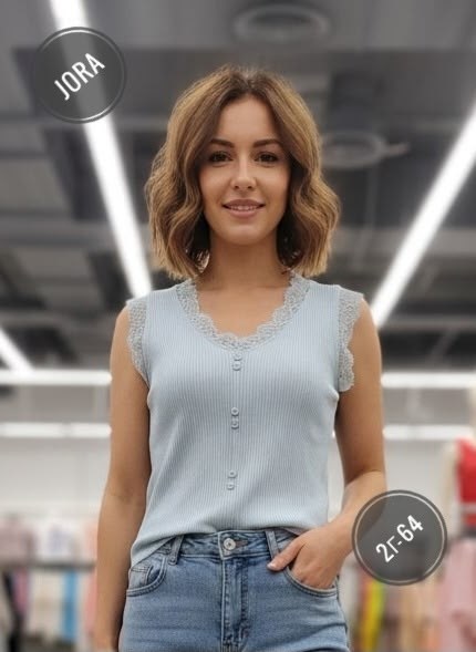 майка с кружевами,трикотажная майка с кружевом,женские топы,вязаные топы,женская майка с кружевом