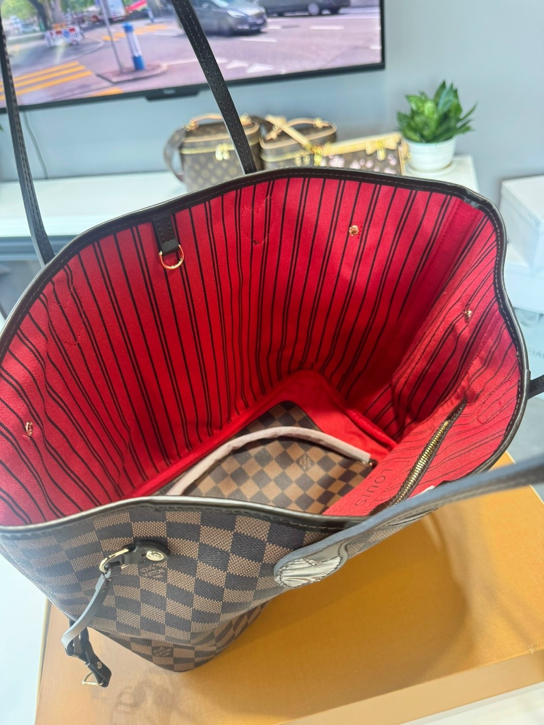 сумка шоппер луи виттон,сумка louis vuitton neverfull damier ebene,сумка louis vuitton,сумка женская louis vuitton,луи виттон сумка женская