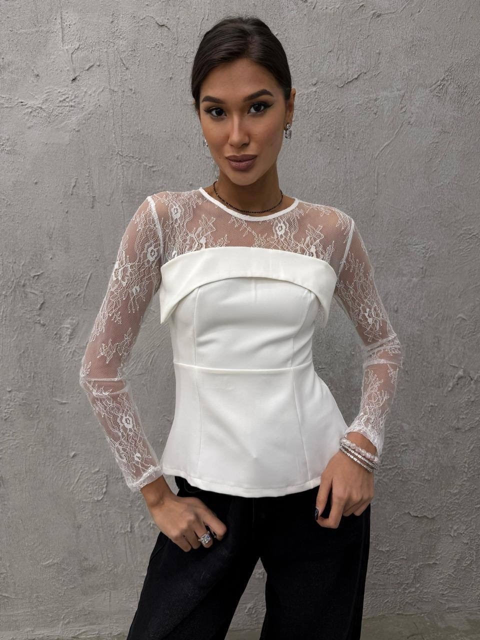 красное платье с гипюром,красное платье,платье красное короткое,платье кружевное,модное платье