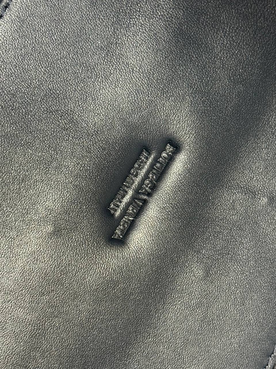 bottega veneta женская сумка,оливковая кожаная сумка bottega veneta andiamo large,сумка bottega veneta,сумка bottega,bottega veneta сумки 2026