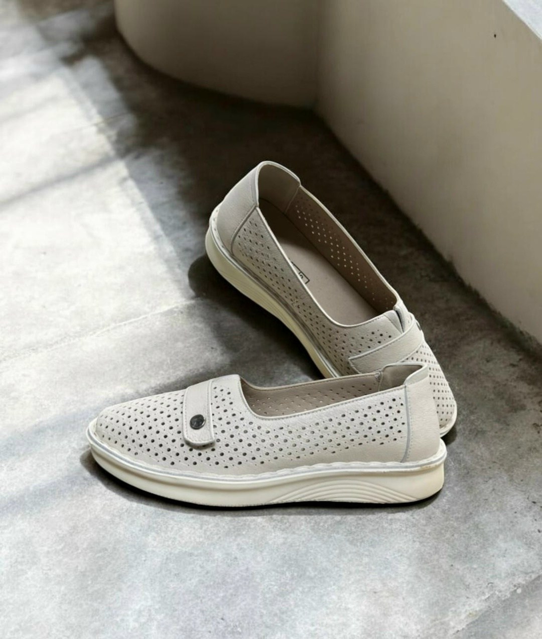 ,мокасины женские,женская ,мокасины с перфорацией,женские летние туфли